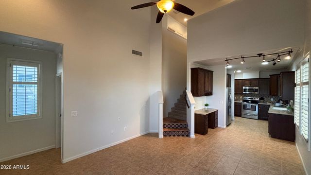 42424 N GAVILAN PEAK Parkway 2104, Anthem, AZ 85086