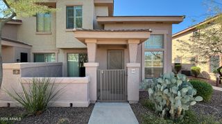 42424 N GAVILAN PEAK Parkway 2104, Anthem, AZ 85086