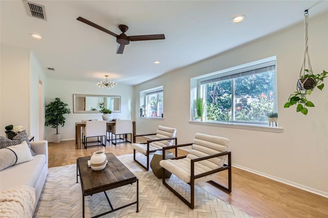 1002 Wisteria CIR, Austin, TX 78753