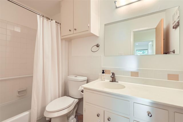 1002 Wisteria CIR, Austin, TX 78753