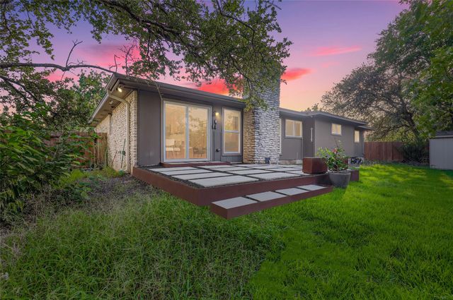 1002 Wisteria CIR, Austin, TX 78753