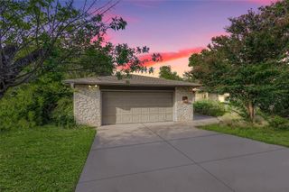 1002 Wisteria CIR, Austin, TX 78753