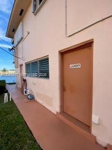 925 SW 11th Avenue 1, Hallandale Beach, FL 33009