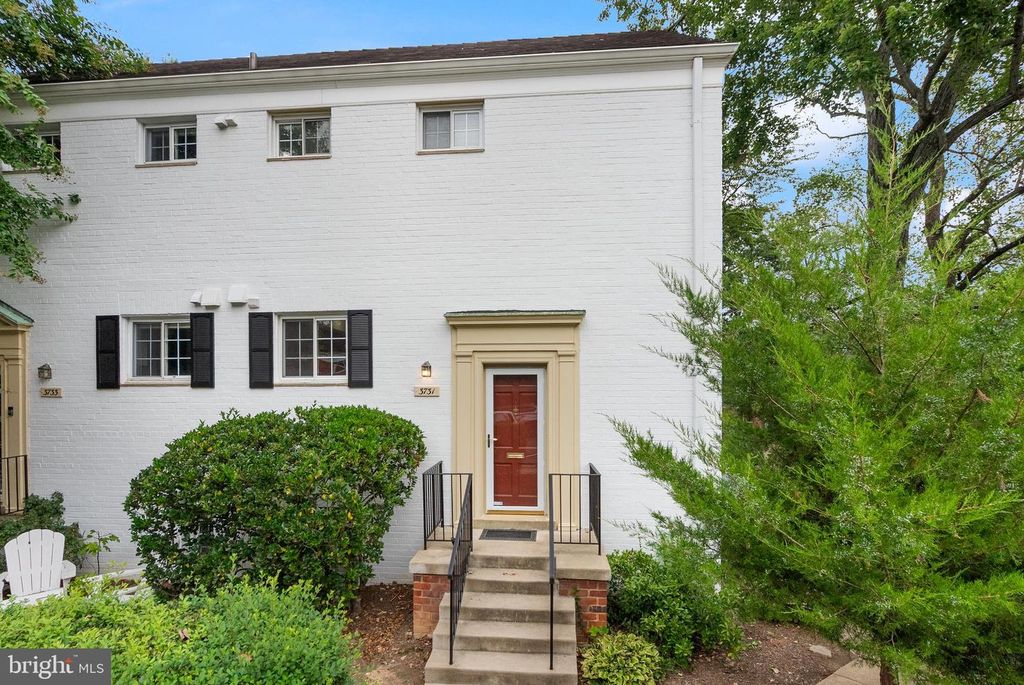 3731 LYONS LN, Alexandria, VA 22302