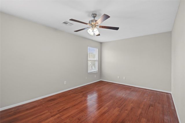 8022 Saffron Lane, Baytown, TX 77521