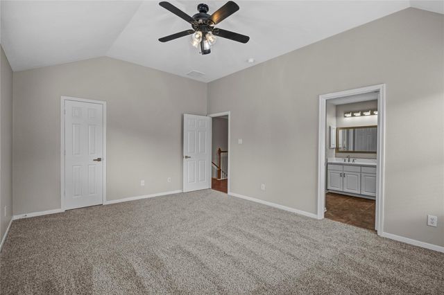 8022 Saffron Lane, Baytown, TX 77521