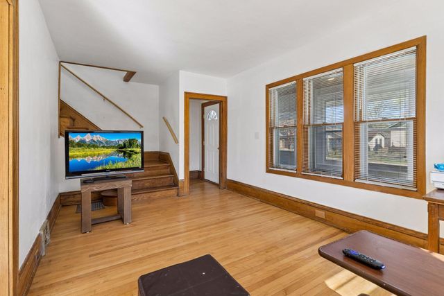 221 E 48th Street, Minneapolis, MN 55419