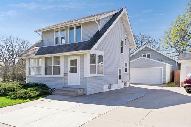 221 E 48th Street, Minneapolis, MN 55419