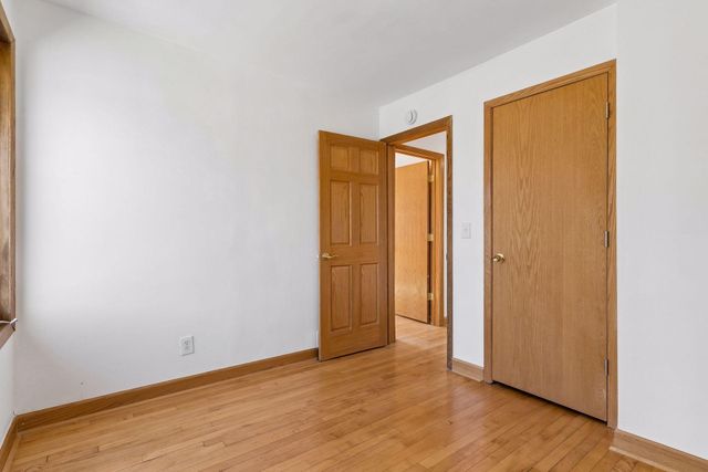 221 E 48th Street, Minneapolis, MN 55419