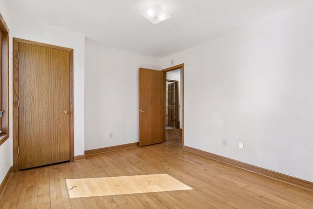 221 E 48th Street, Minneapolis, MN 55419