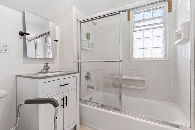 221 E 48th Street, Minneapolis, MN 55419