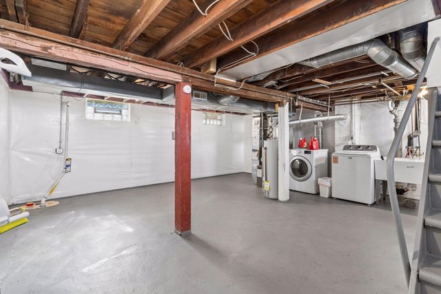 221 E 48th Street, Minneapolis, MN 55419