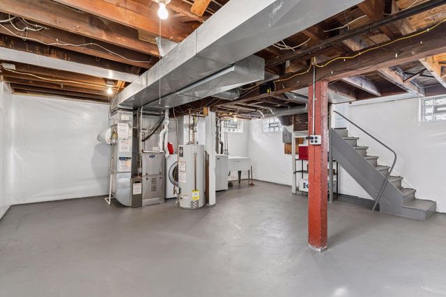 221 E 48th Street, Minneapolis, MN 55419