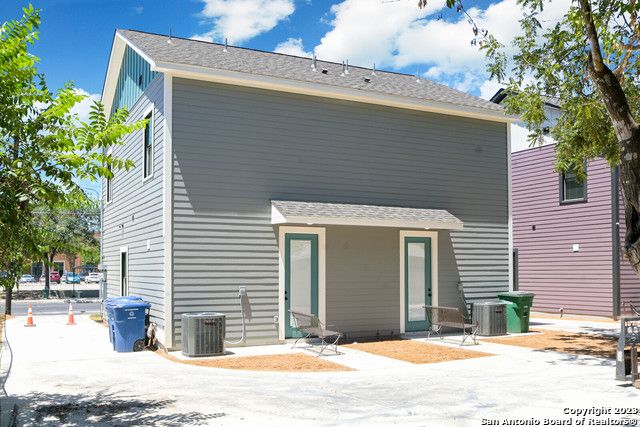 1818 Martin Luther King Dr Unit 101, San Antonio, TX 78203