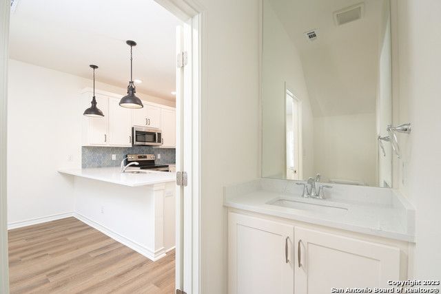 1818 Martin Luther King Dr Unit 101, San Antonio, TX 78203