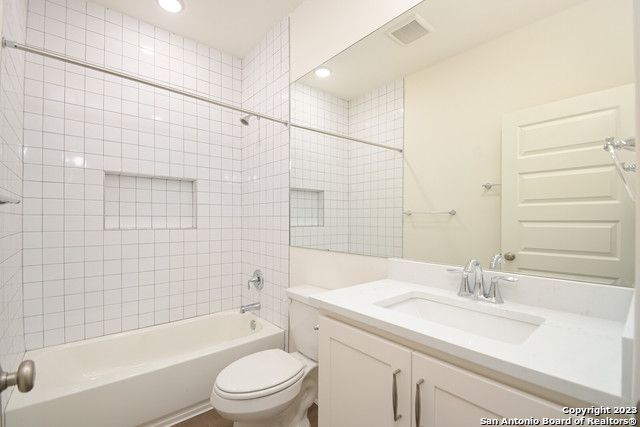 1818 Martin Luther King Dr Unit 101, San Antonio, TX 78203