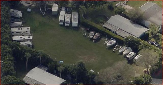 7882 SE PARADISE Drive, Stuart, FL 34997