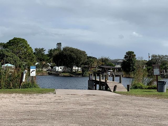 7882 SE PARADISE Drive, Stuart, FL 34997