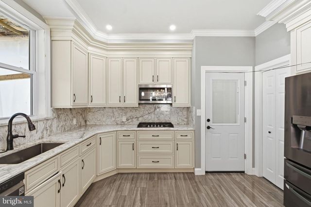 511 W 6TH ST, Palmyra, NJ 08065