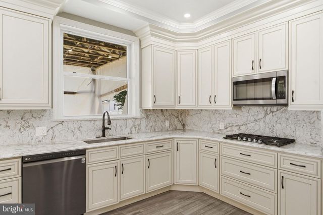 511 W 6TH ST, Palmyra, NJ 08065