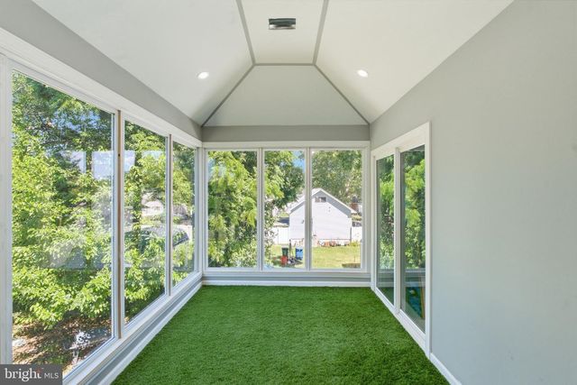 511 W 6TH ST, Palmyra, NJ 08065
