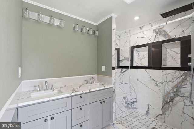 511 W 6TH ST, Palmyra, NJ 08065