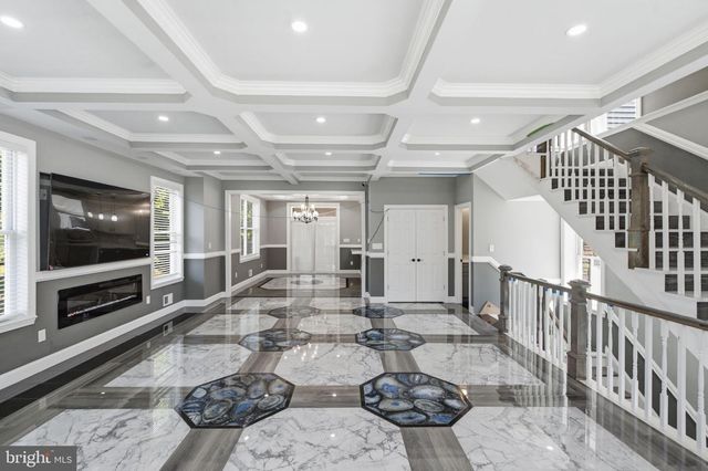 511 W 6TH ST, Palmyra, NJ 08065