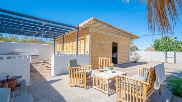 5965 Cahuilla, 29 Palms, CA 92277