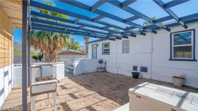 5965 Cahuilla, 29 Palms, CA 92277