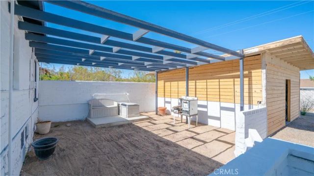 5965 Cahuilla, 29 Palms, CA 92277