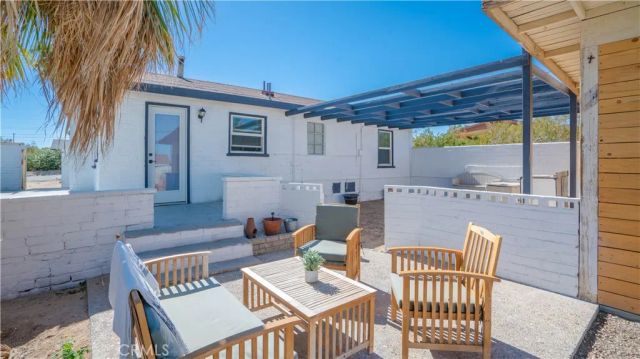 5965 Cahuilla, 29 Palms, CA 92277