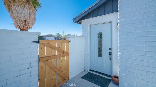5965 Cahuilla, 29 Palms, CA 92277