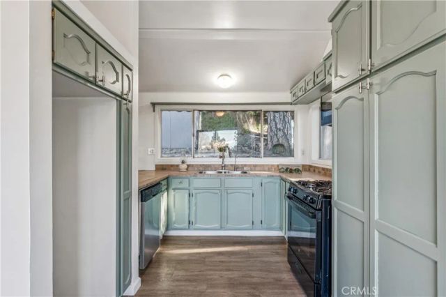 21621 Sawpit Canyon, Cedarpines Park, CA 92322