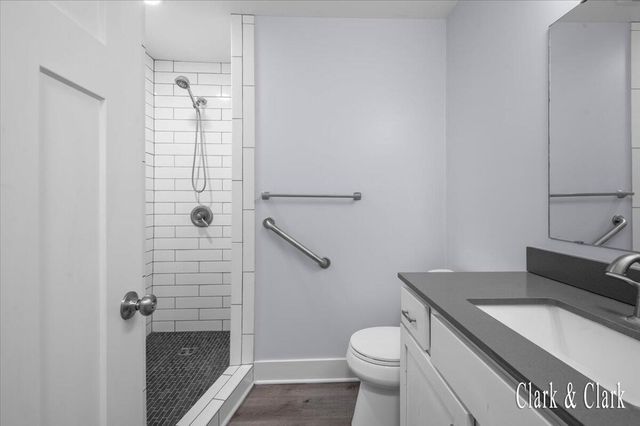 6 N Park Street NE, Cedar Springs, MI 49319