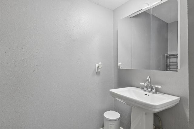 18515 Egret Bay Boulevard 906, Webster, TX 77058