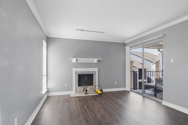 18515 Egret Bay Boulevard 906, Webster, TX 77058