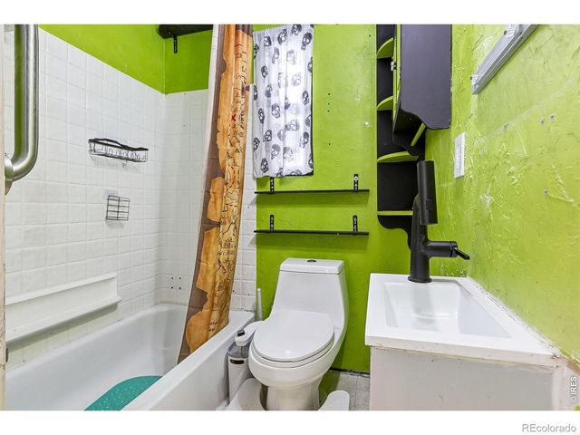 131 N 23rd Avenue, Greeley, CO 80631