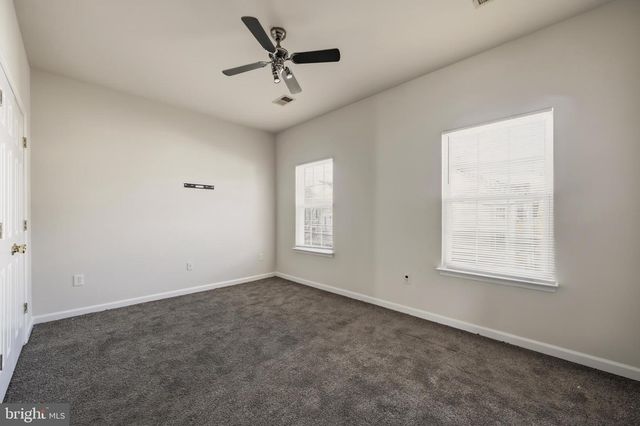 146 SW DANBURY ST SW, Washington, DC 20032