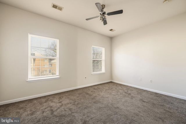 146 SW DANBURY ST SW, Washington, DC 20032