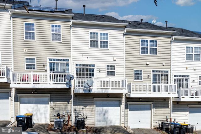 146 SW DANBURY ST SW, Washington, DC 20032