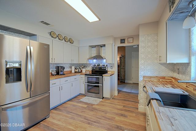 1228 Mardrake Road, Daytona Beach, FL 32114