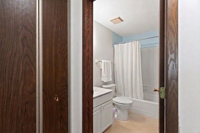135 Viking Drive E 309, Little Canada, MN 55117