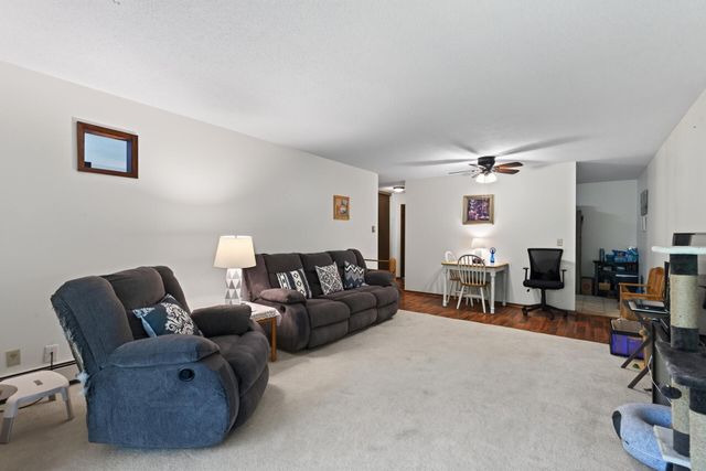135 Viking Drive E 309, Little Canada, MN 55117