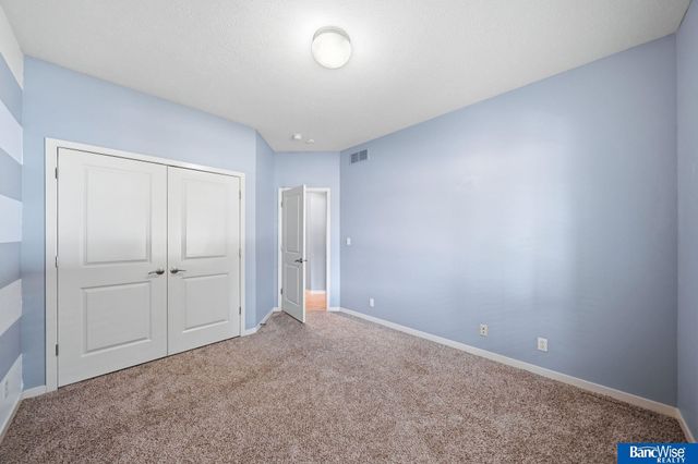 8942 S 29 Street, Lincoln, NE 68516