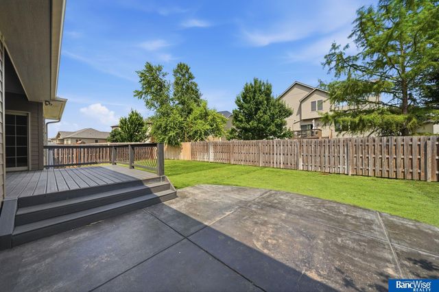 8942 S 29 Street, Lincoln, NE 68516