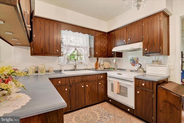 2934 KUMP STATION RD, Taneytown, MD 21787