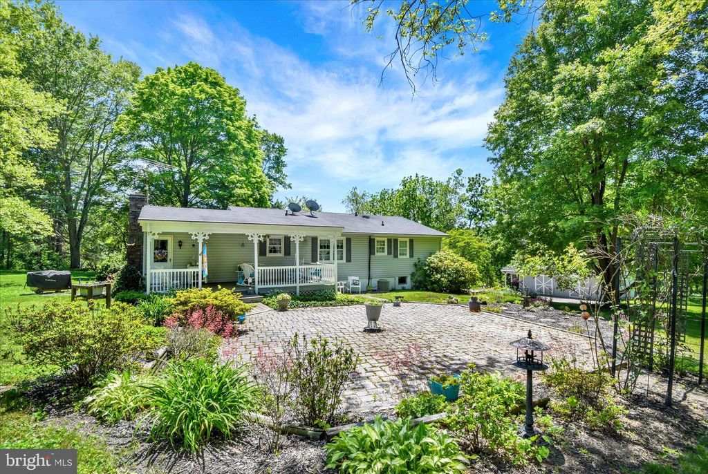 Image 24 of property listing at 2934 KUMP STATION RD, Taneytown, MD 21787