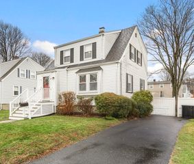 117 Rock St, Norwood, MA 02062