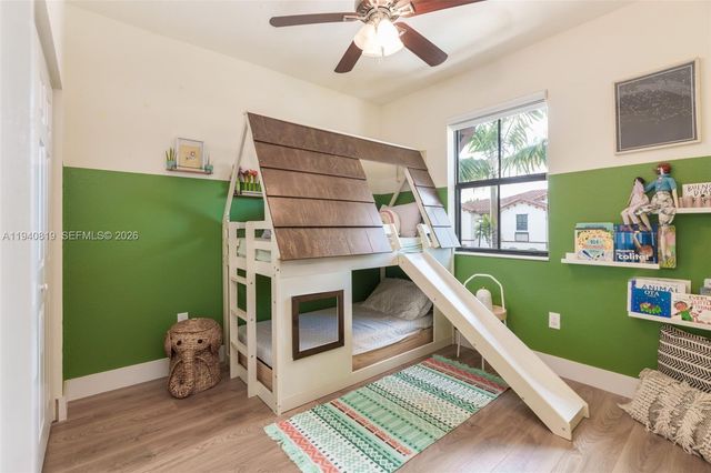 8885 NW 102nd Ct, Doral, FL 33178