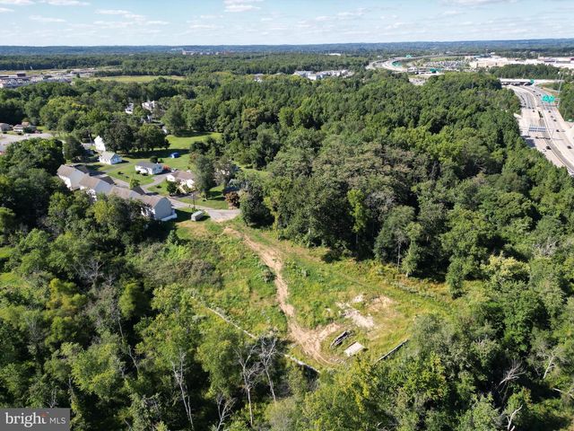 14 PATTERSON LN, Newark, DE 19702